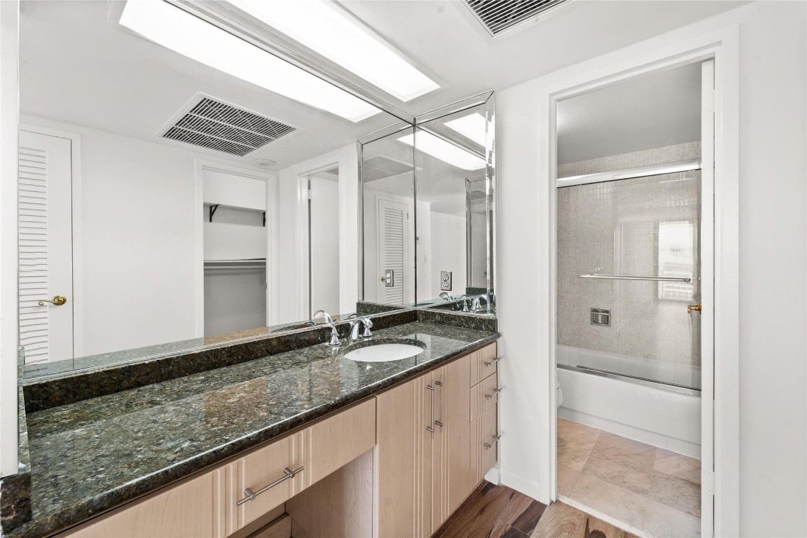 5701 Collins Ave 1615