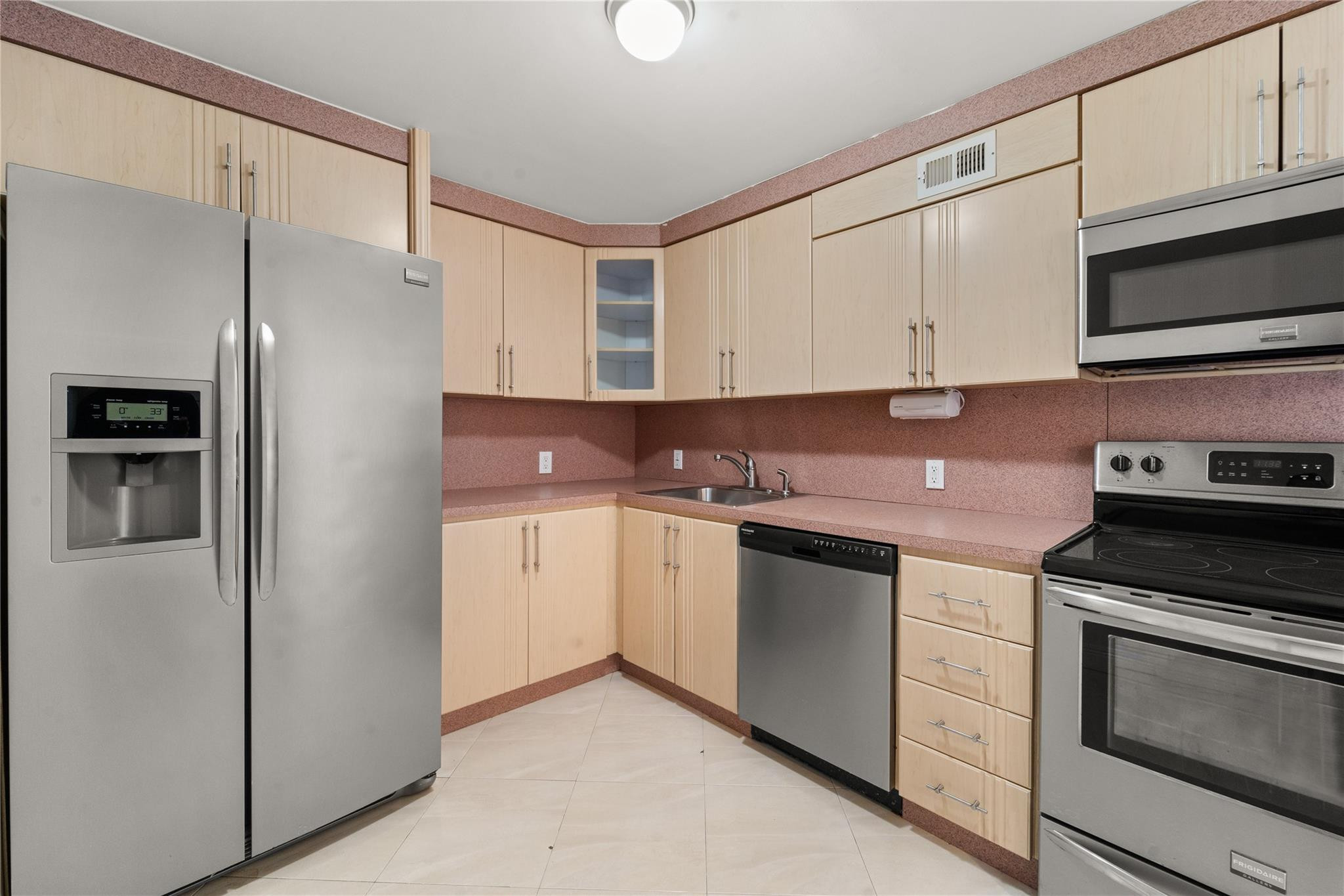 5701 Collins Ave 1615