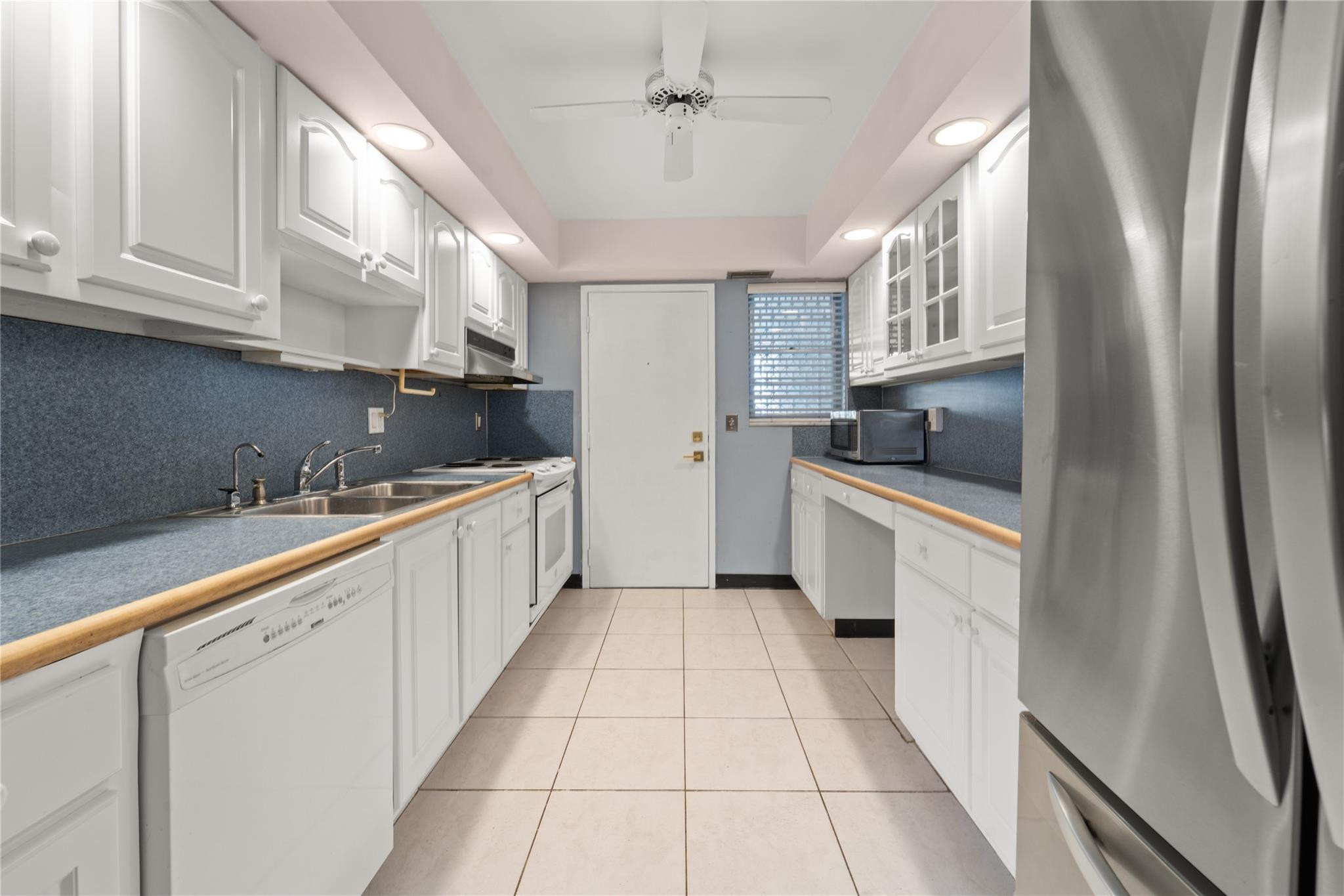 3050 NE 16th Ave 704