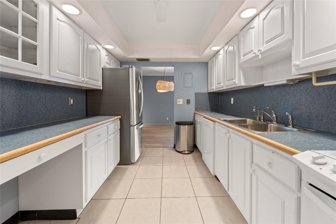 3050 NE 16th Ave 704