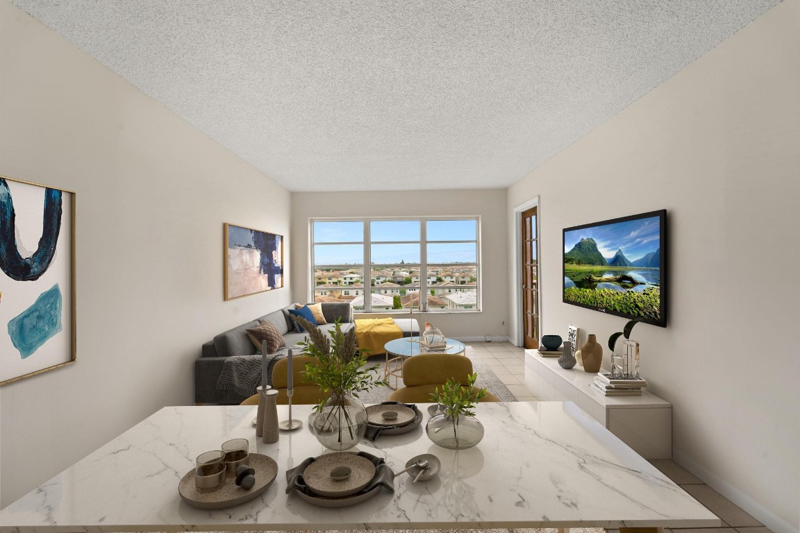 1101 Crystal Lake Dr 605