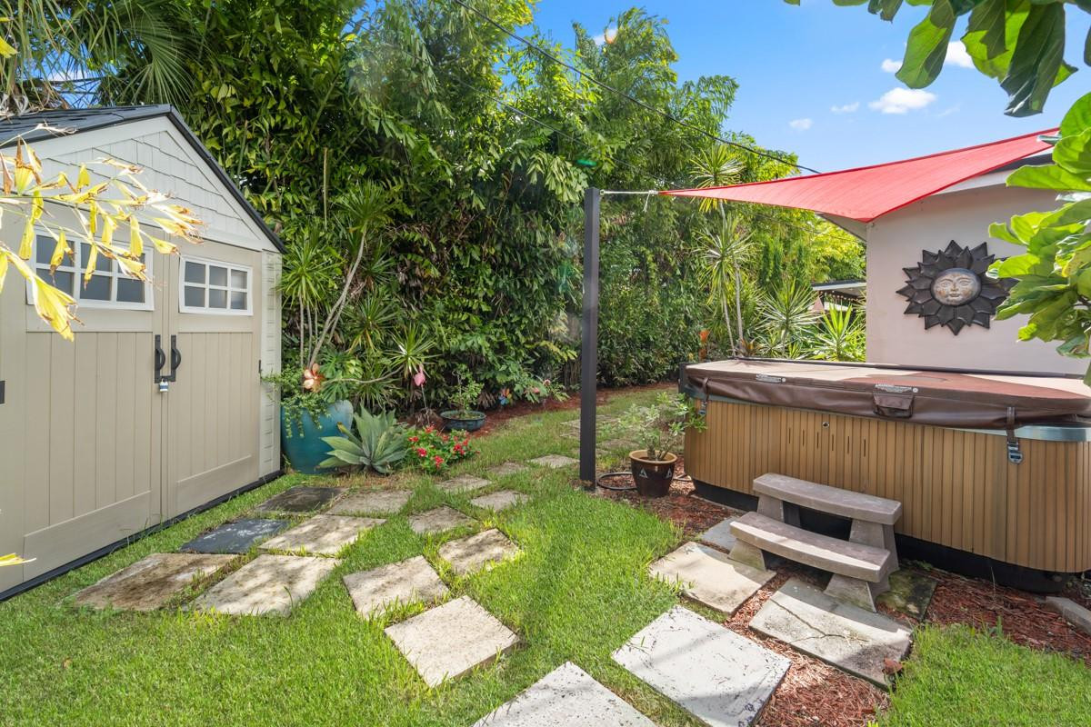 3800 NW 18th Ave