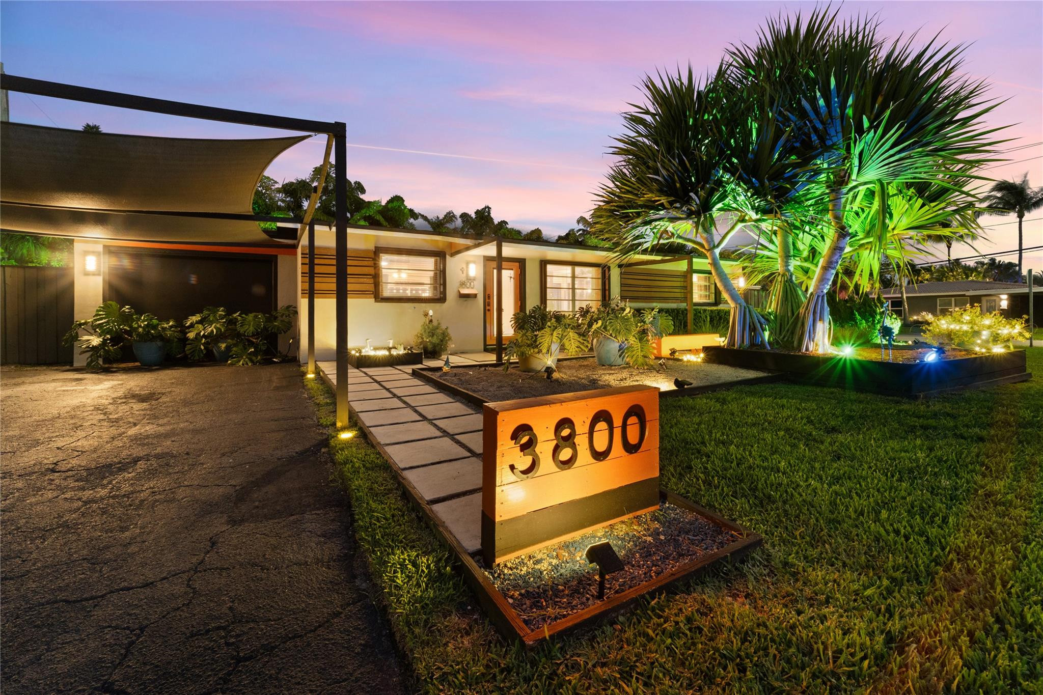 3800 NW 18th Ave