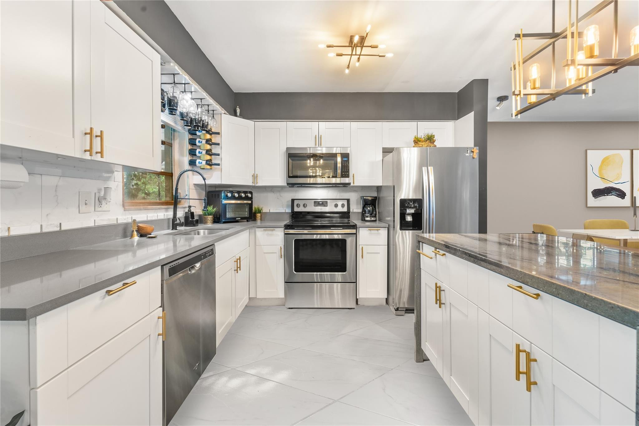 3800 NW 18th Ave