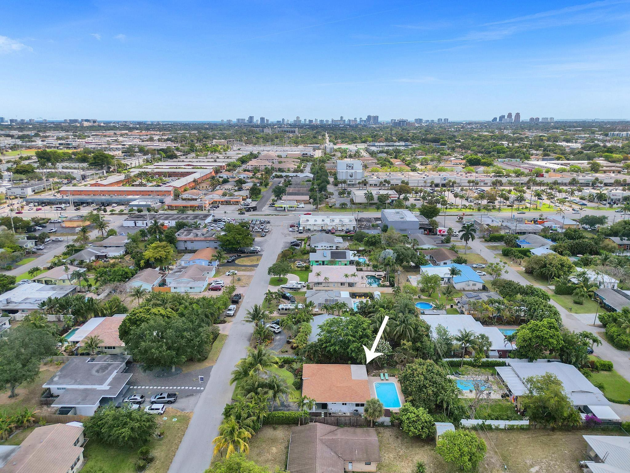 220 NW 36th St