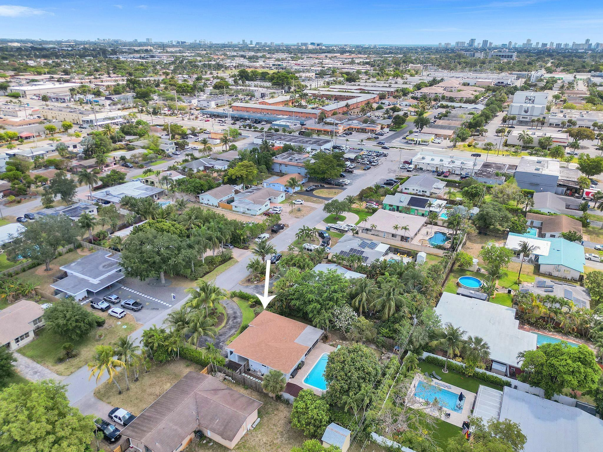 220 NW 36th St