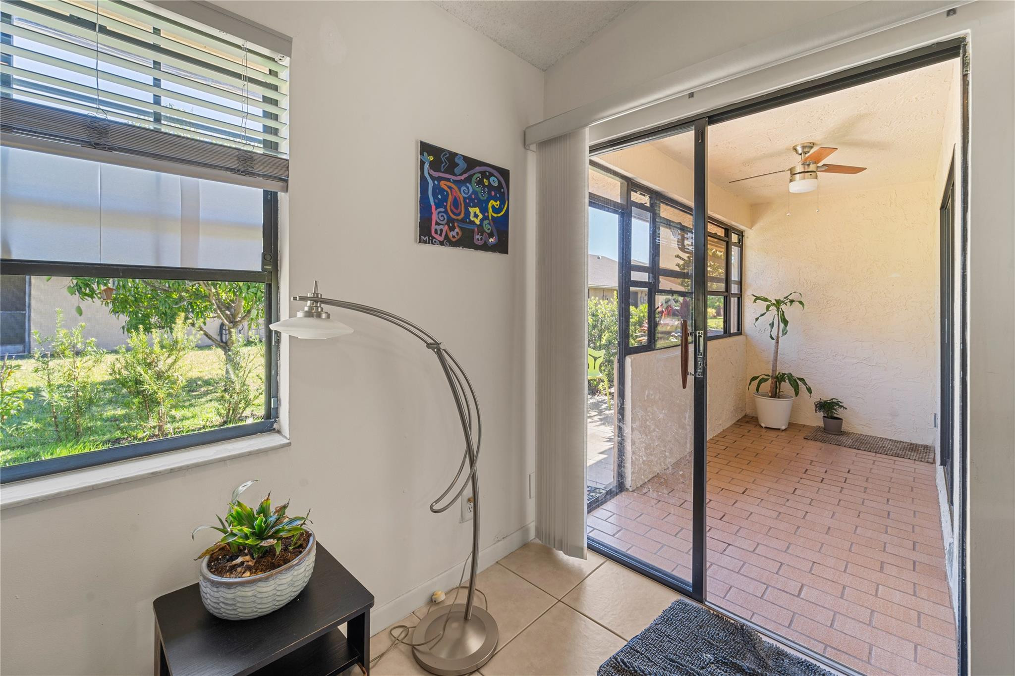 9720 NW 76th Ct 9720