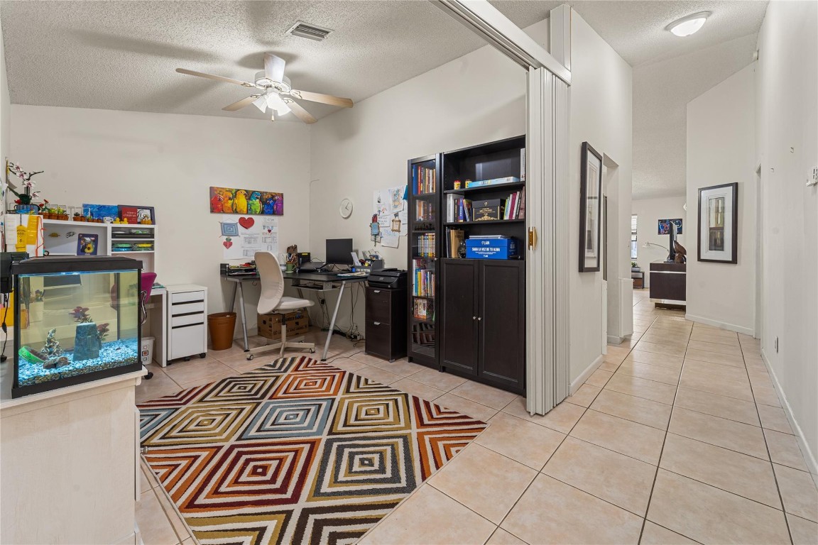 9720 NW 76th Ct 9720