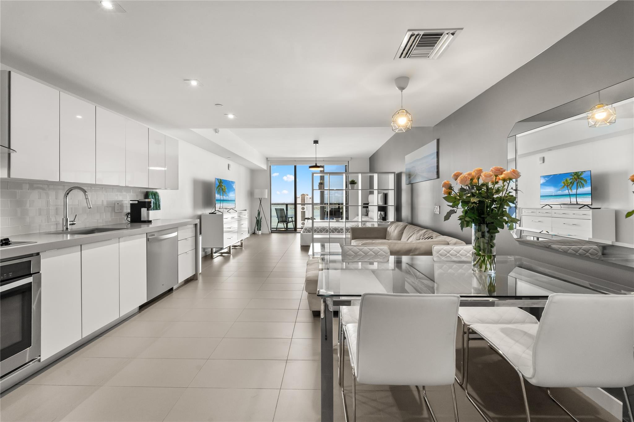 1600 NE 1st Ave 3203