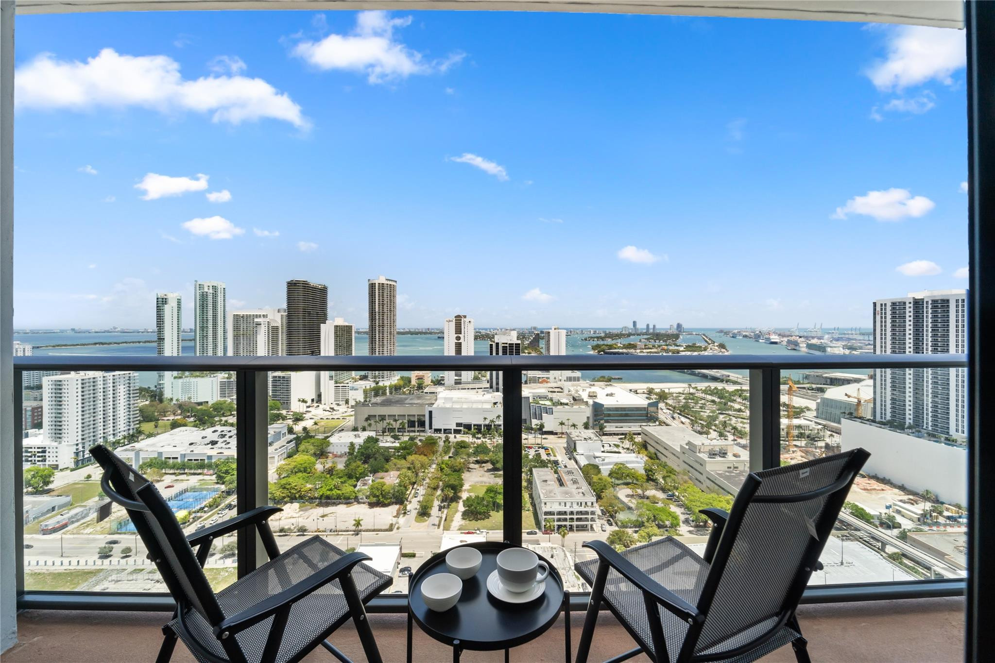 1600 NE 1st Ave 3203