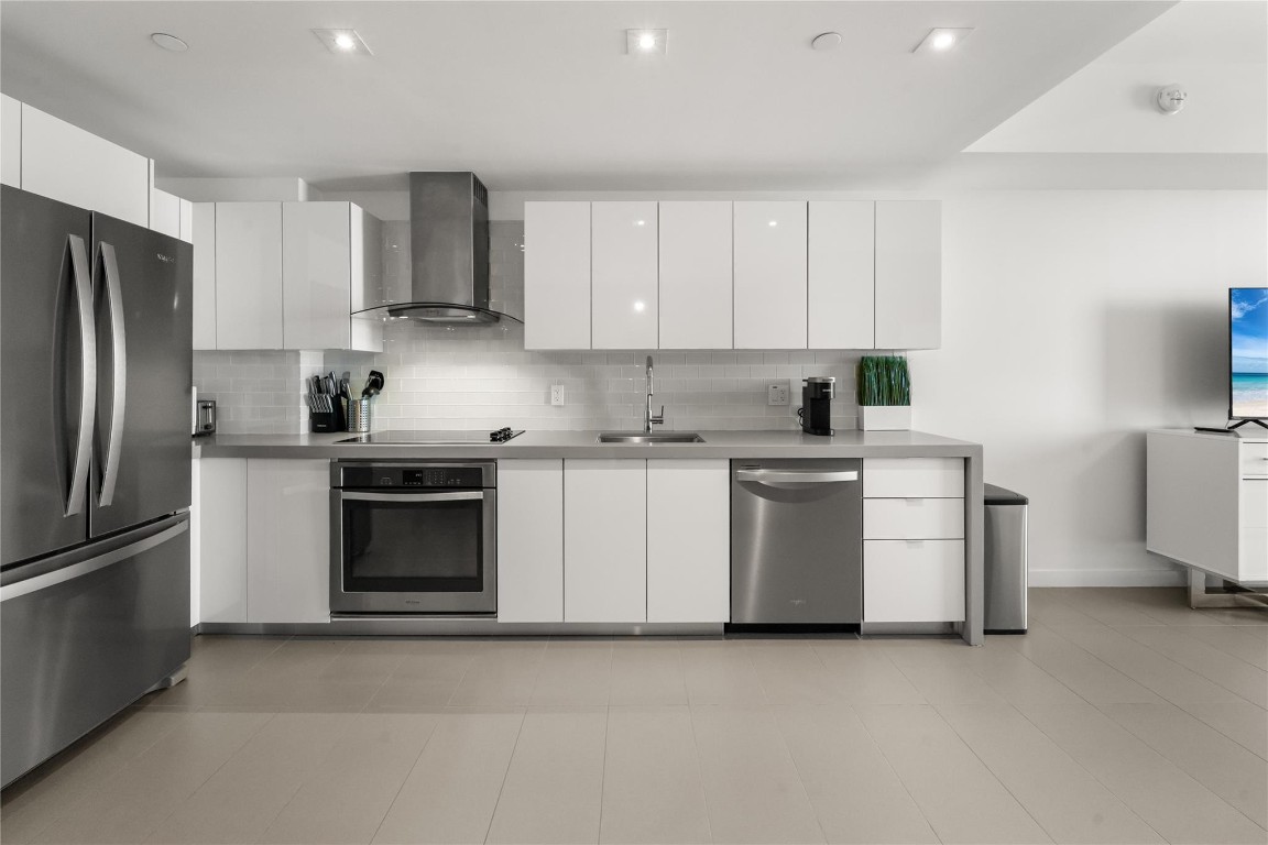 1600 NE 1st Ave 3203