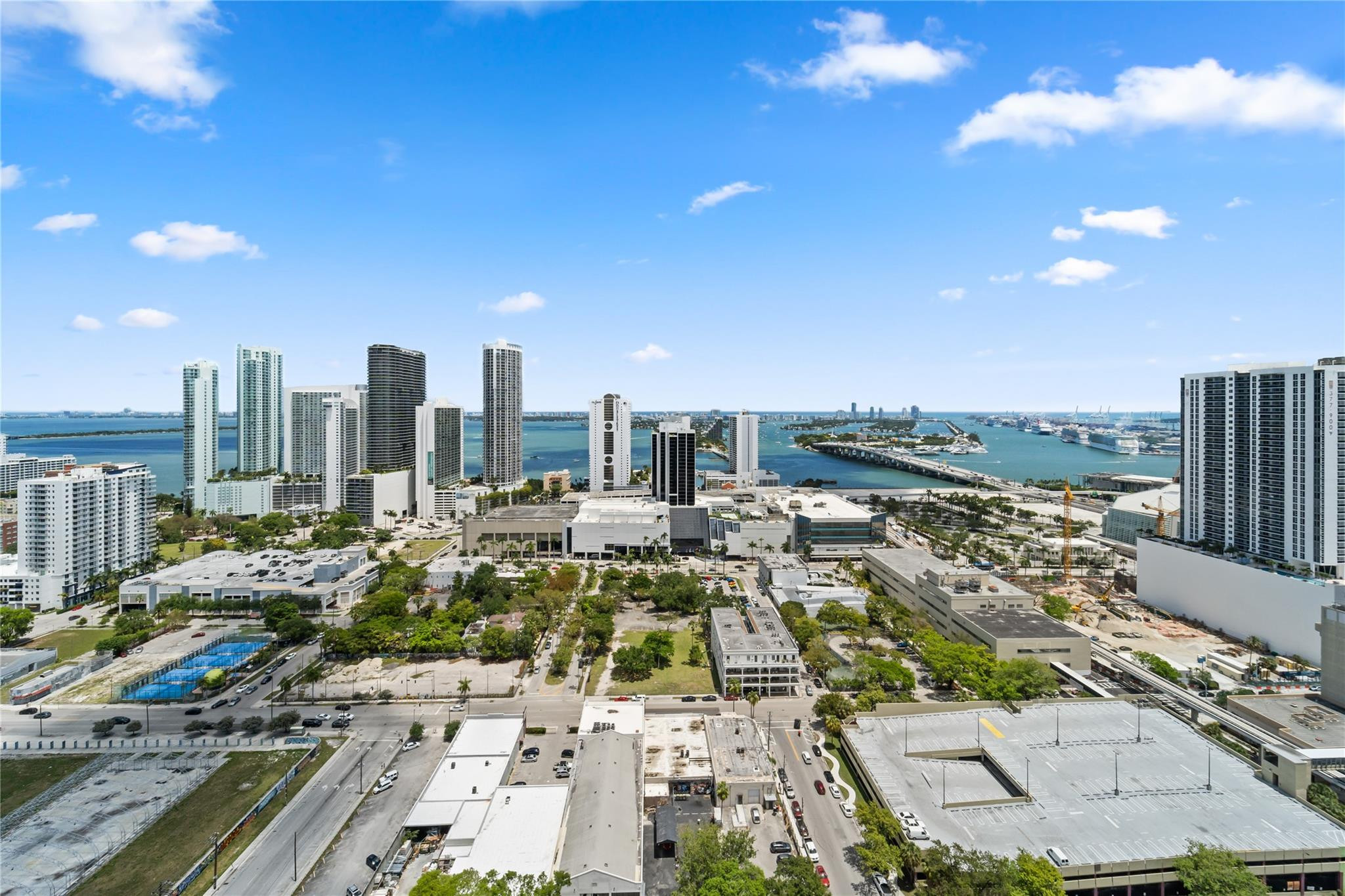 1600 NE 1st Ave 3203