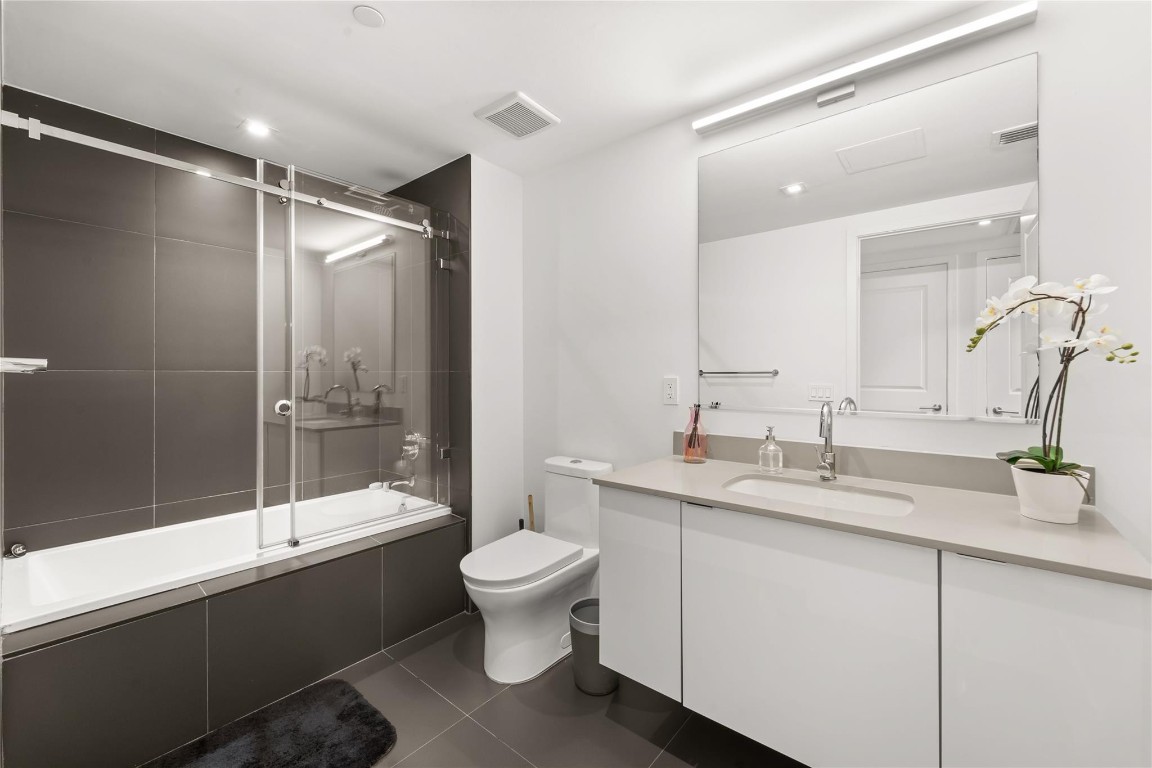 1600 NE 1st Ave 3203