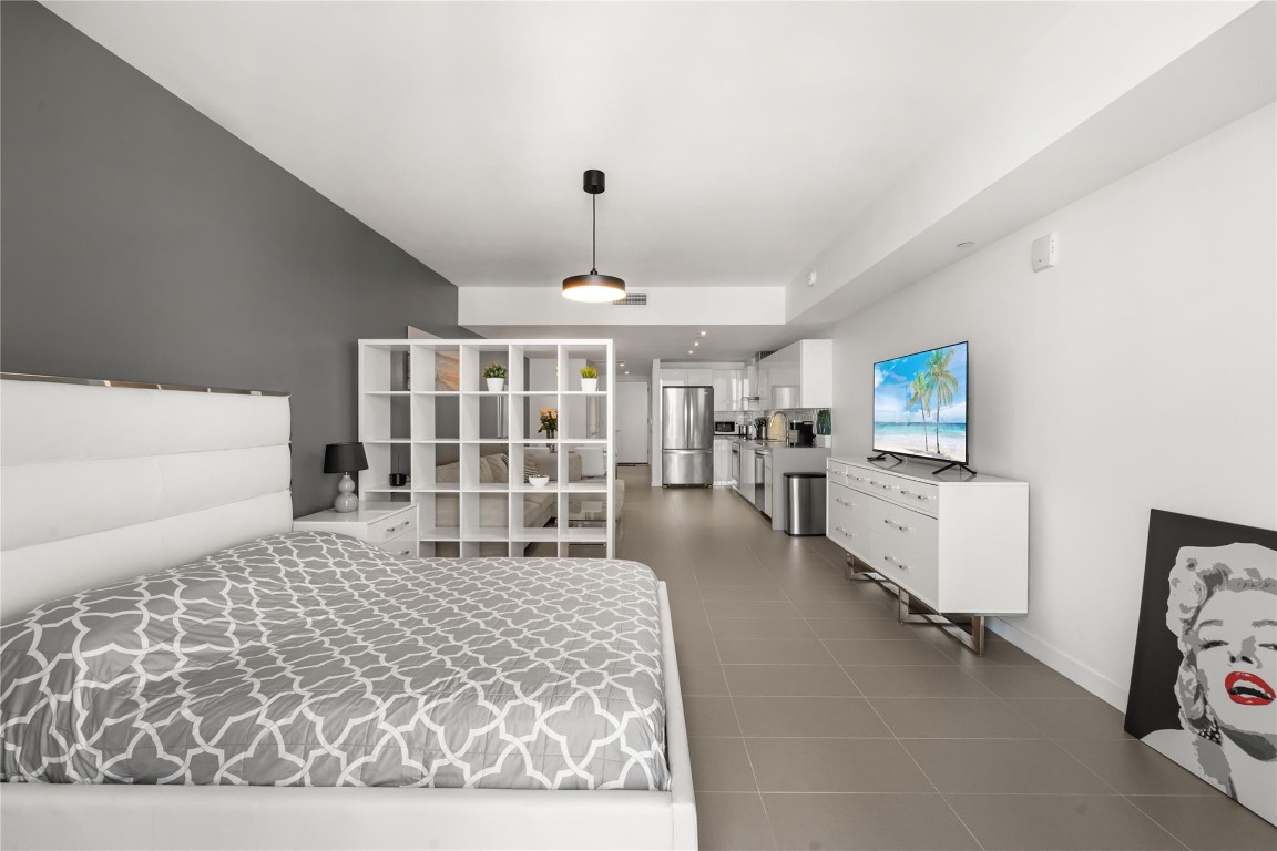 1600 NE 1st Ave 3203