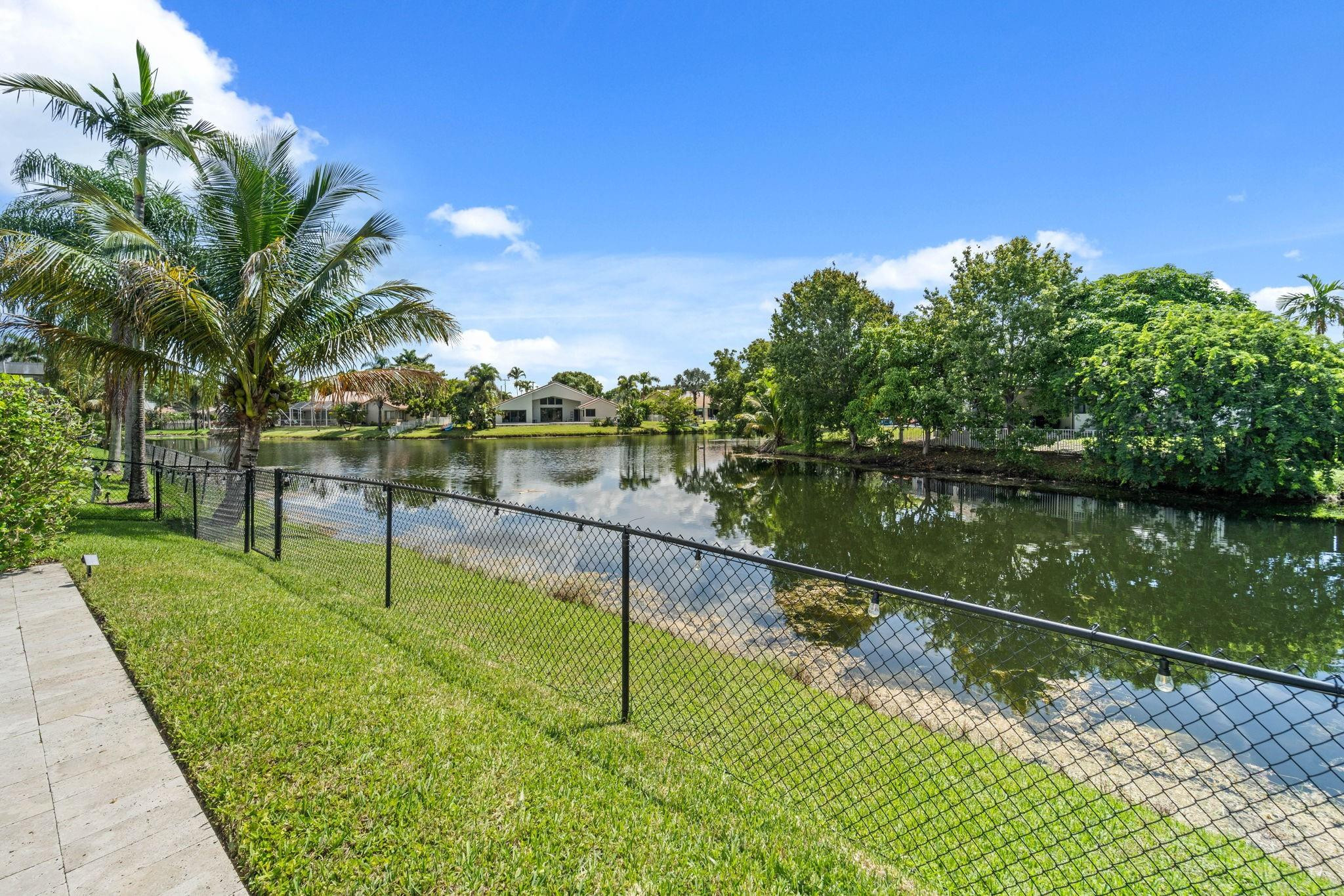640 NW 108th Ave