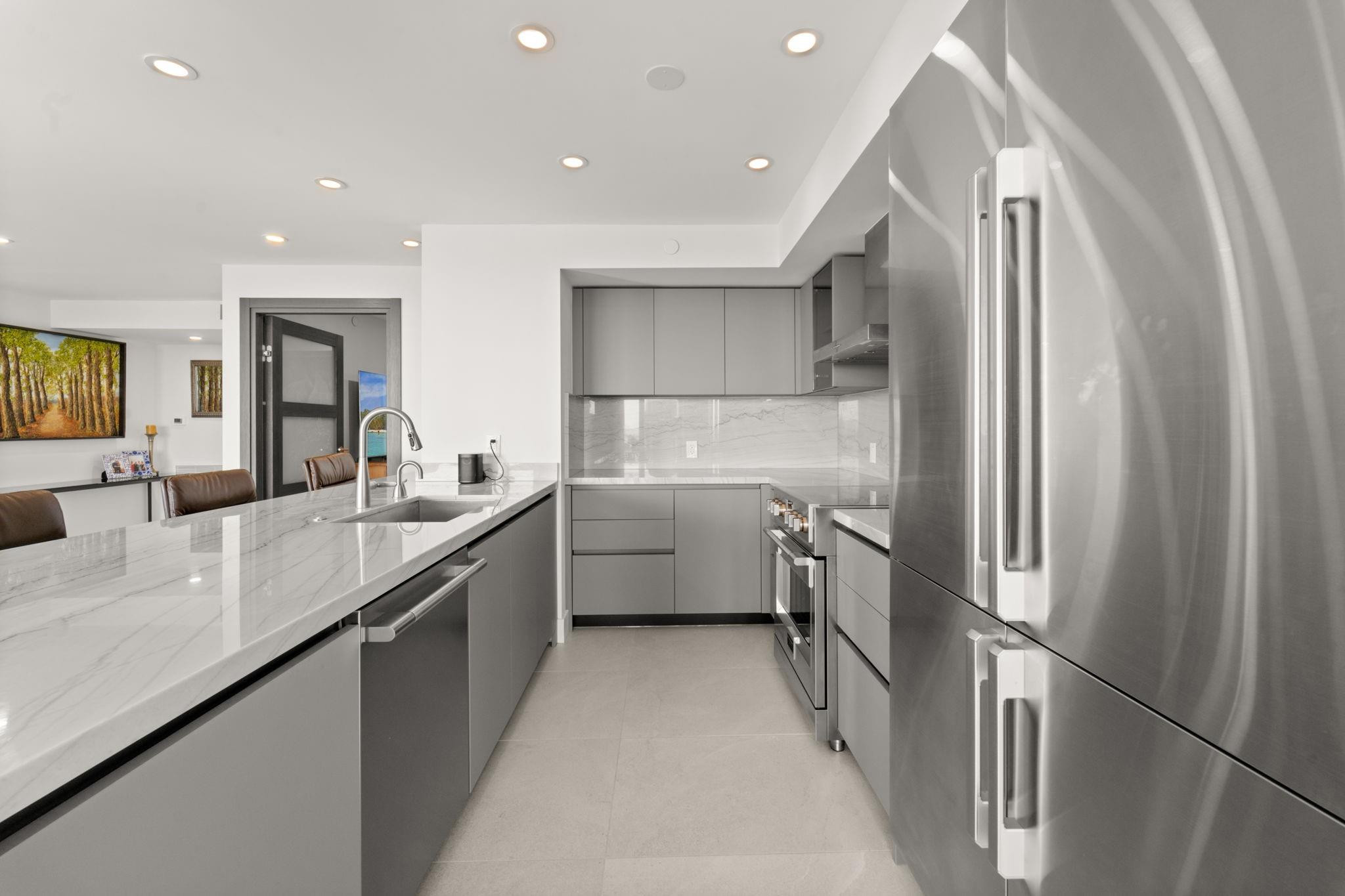 4000 Towerside Ter 1908