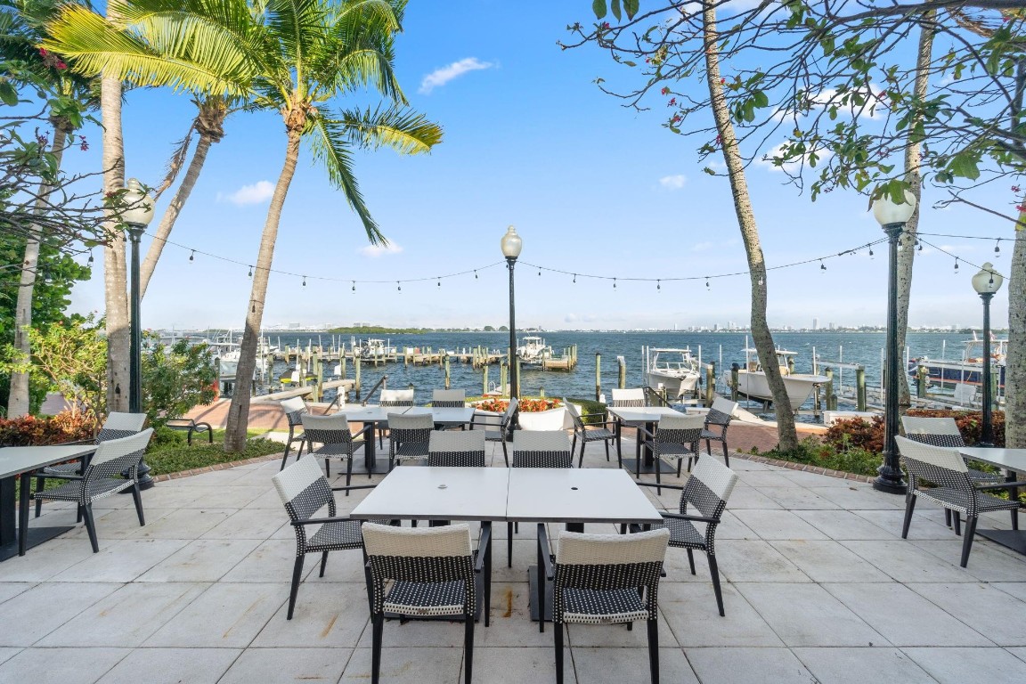 4000 Towerside Ter 1908