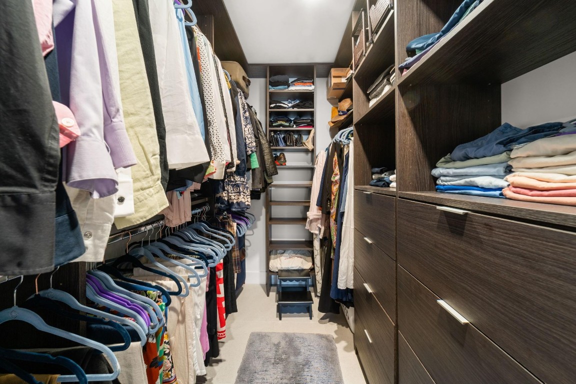 4000 Towerside Ter 1908