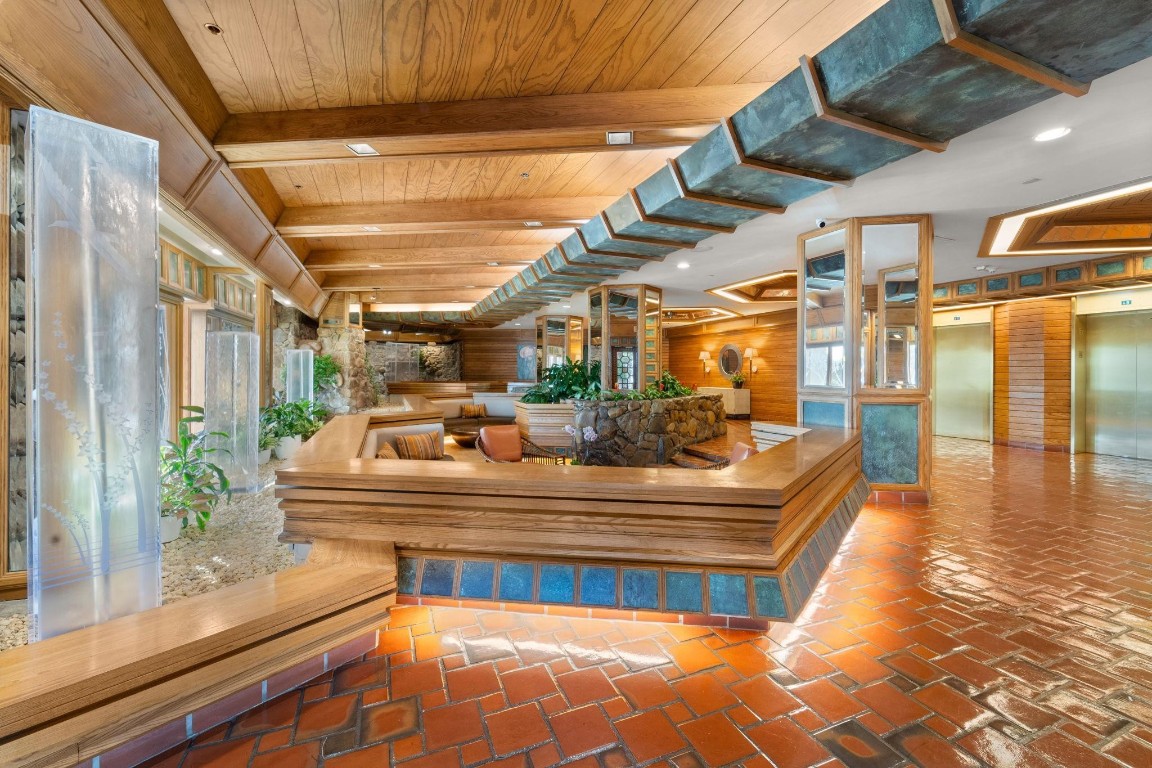 4000 Towerside Ter 1908