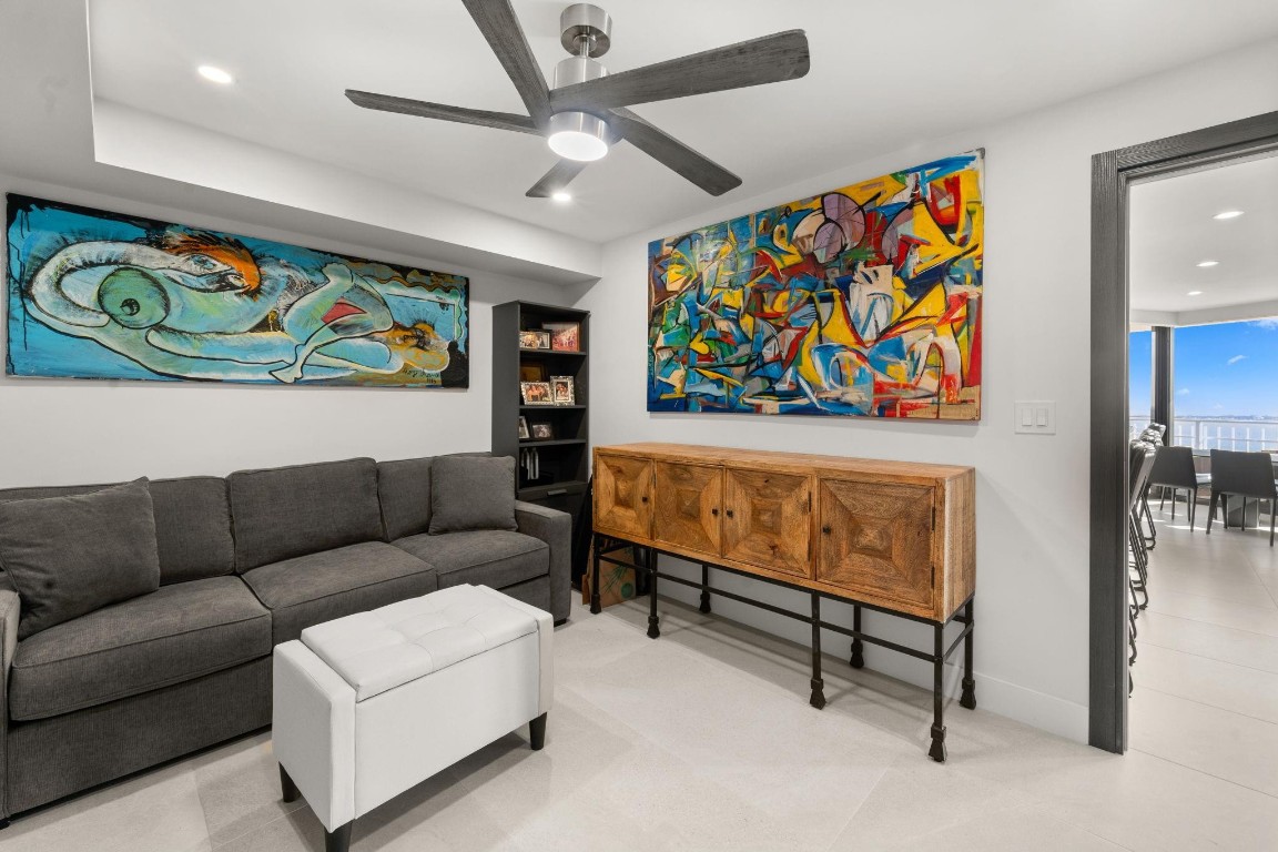 4000 Towerside Ter 1908