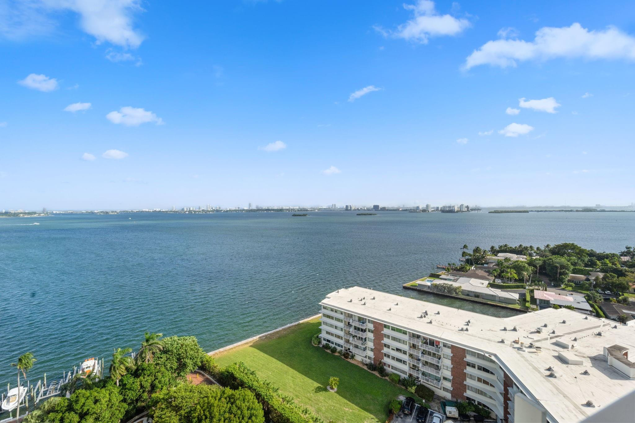 4000 Towerside Ter 1908