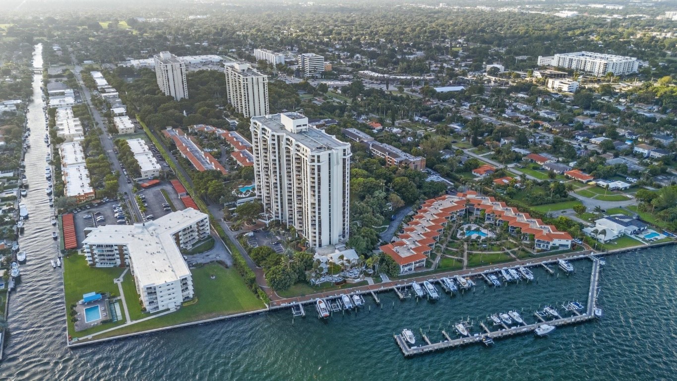 4000 Towerside Ter 1908