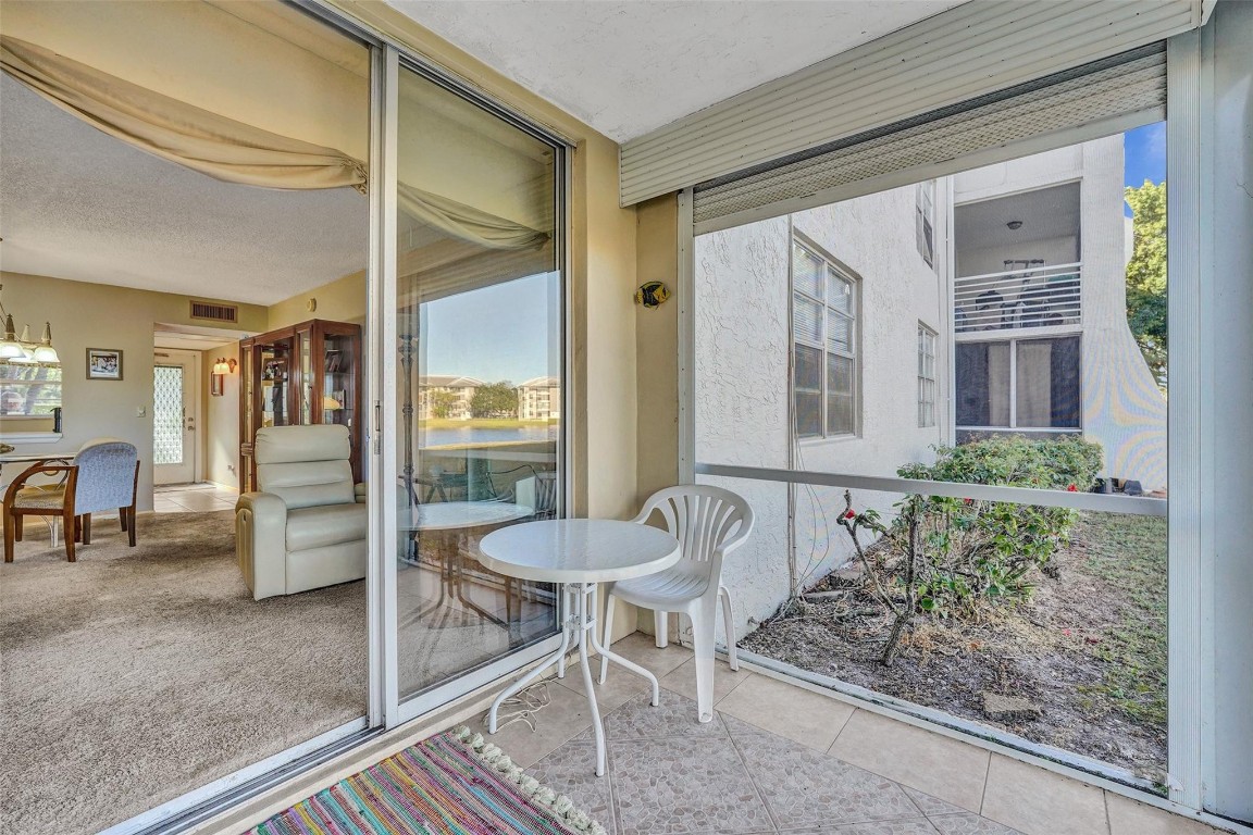 9430 Poinciana Pl 112