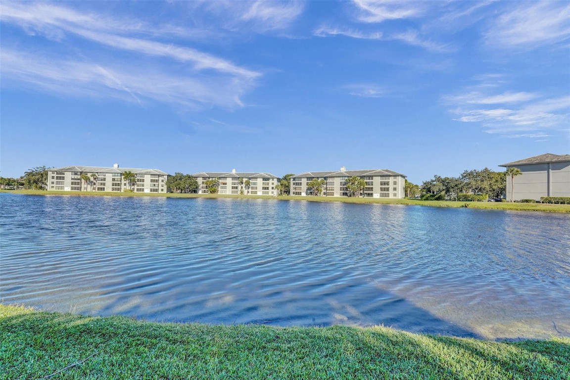 9430 Poinciana Pl 112