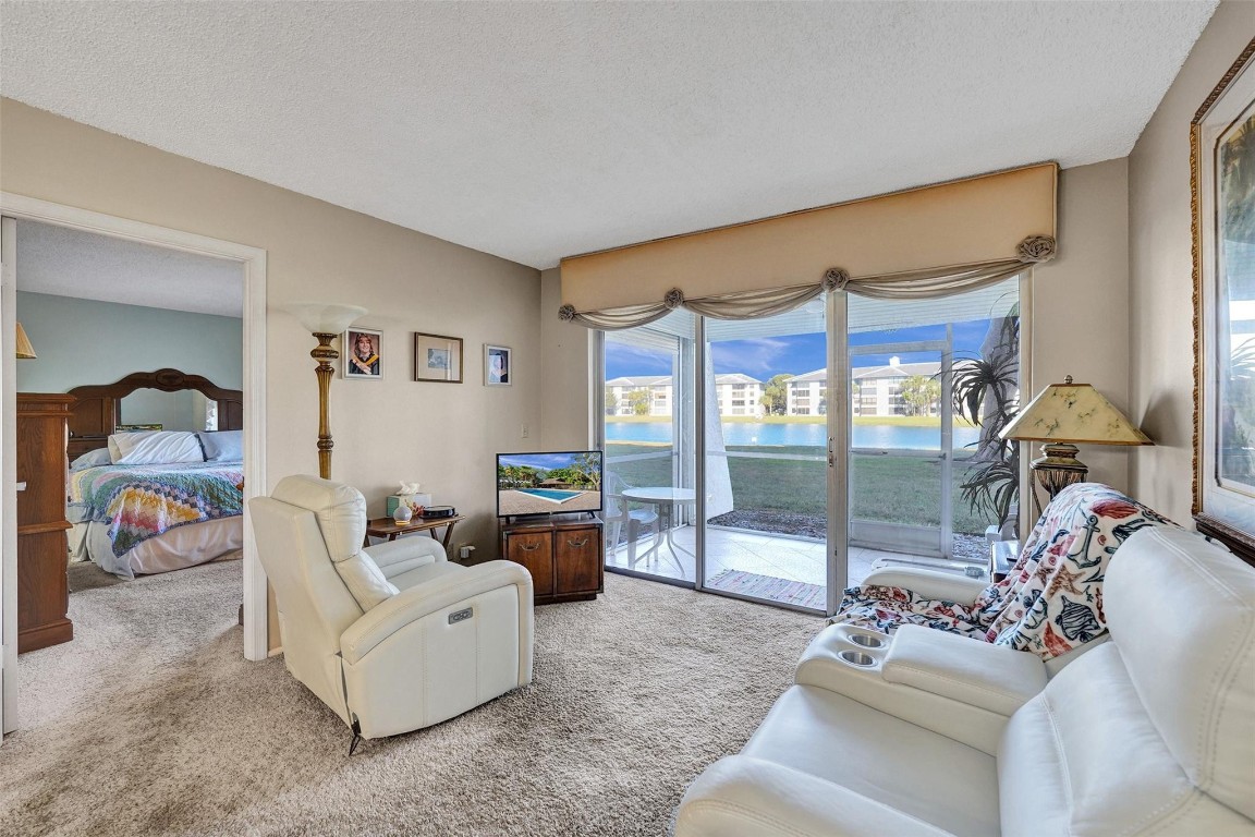 9430 Poinciana Pl 112