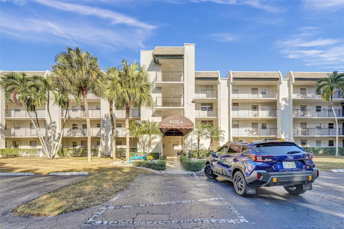 9430 Poinciana Pl 112