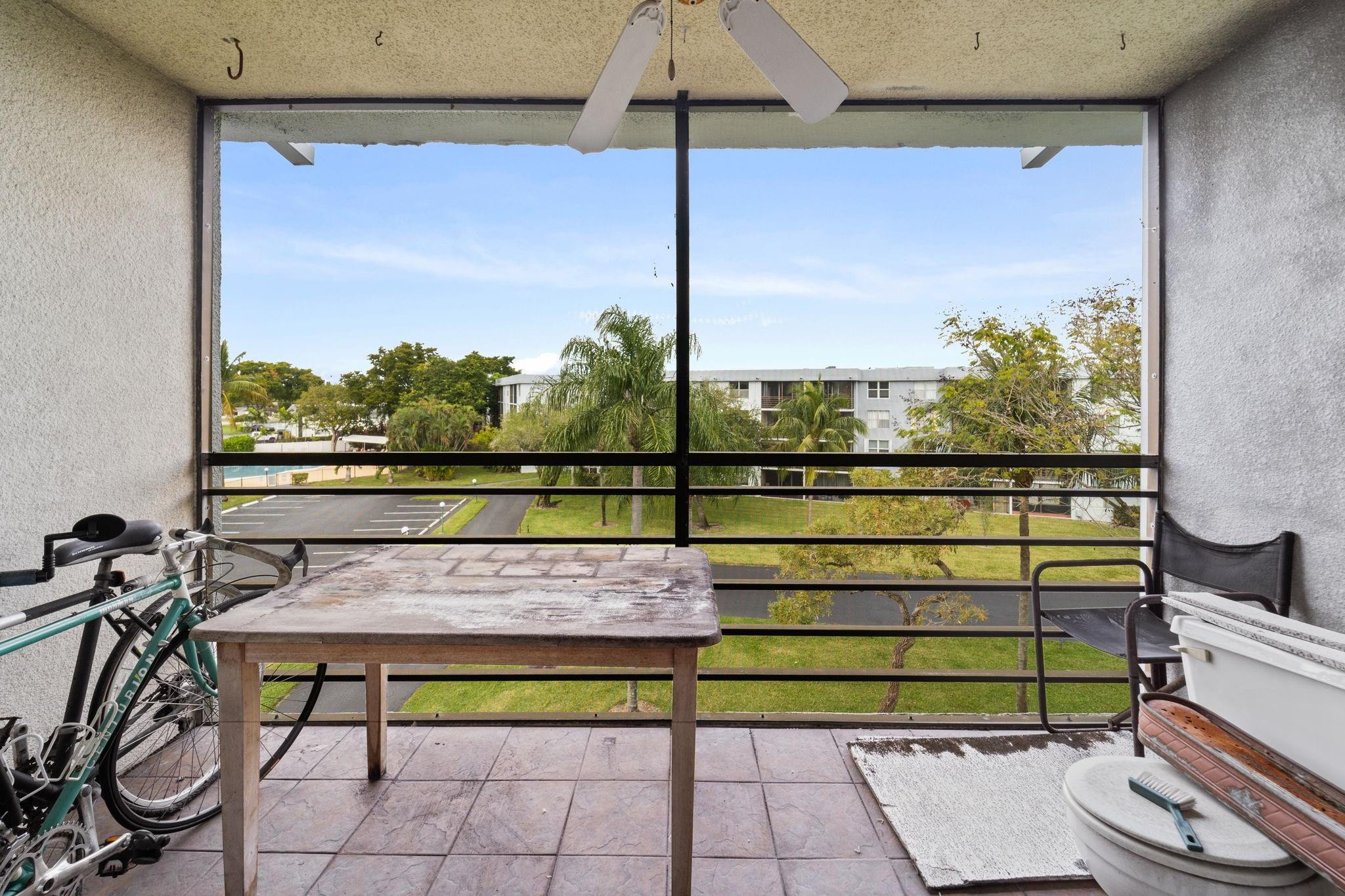 114 Royal Park Dr 4A