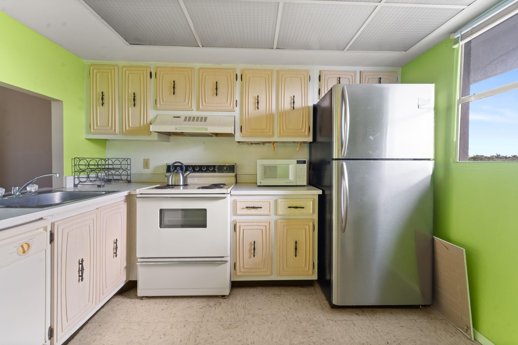 114 Royal Park Dr 4A