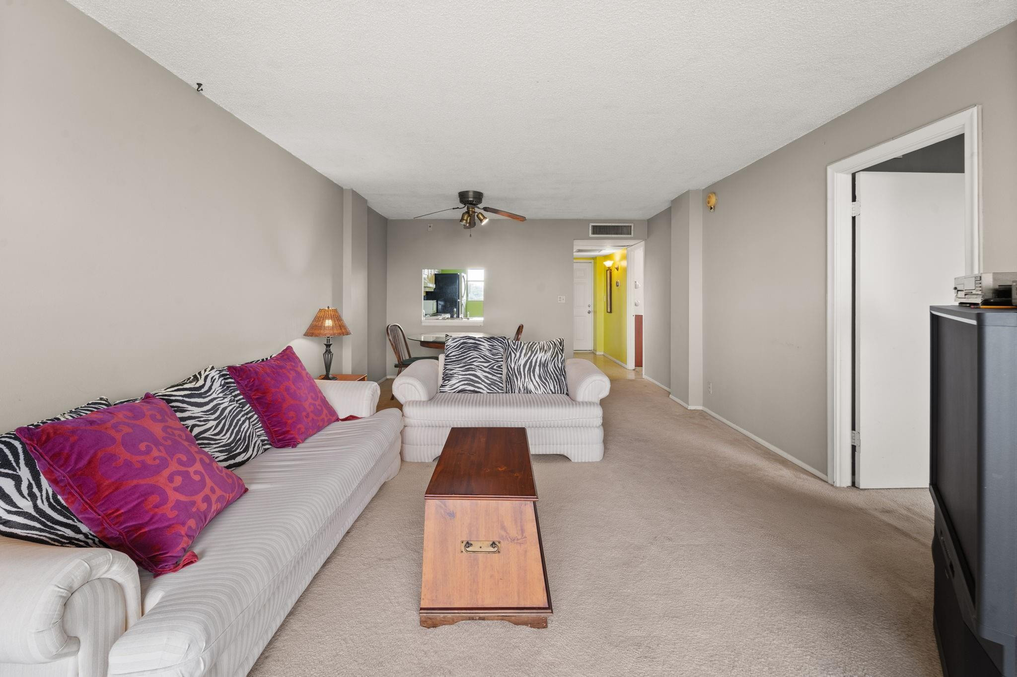 114 Royal Park Dr 4A