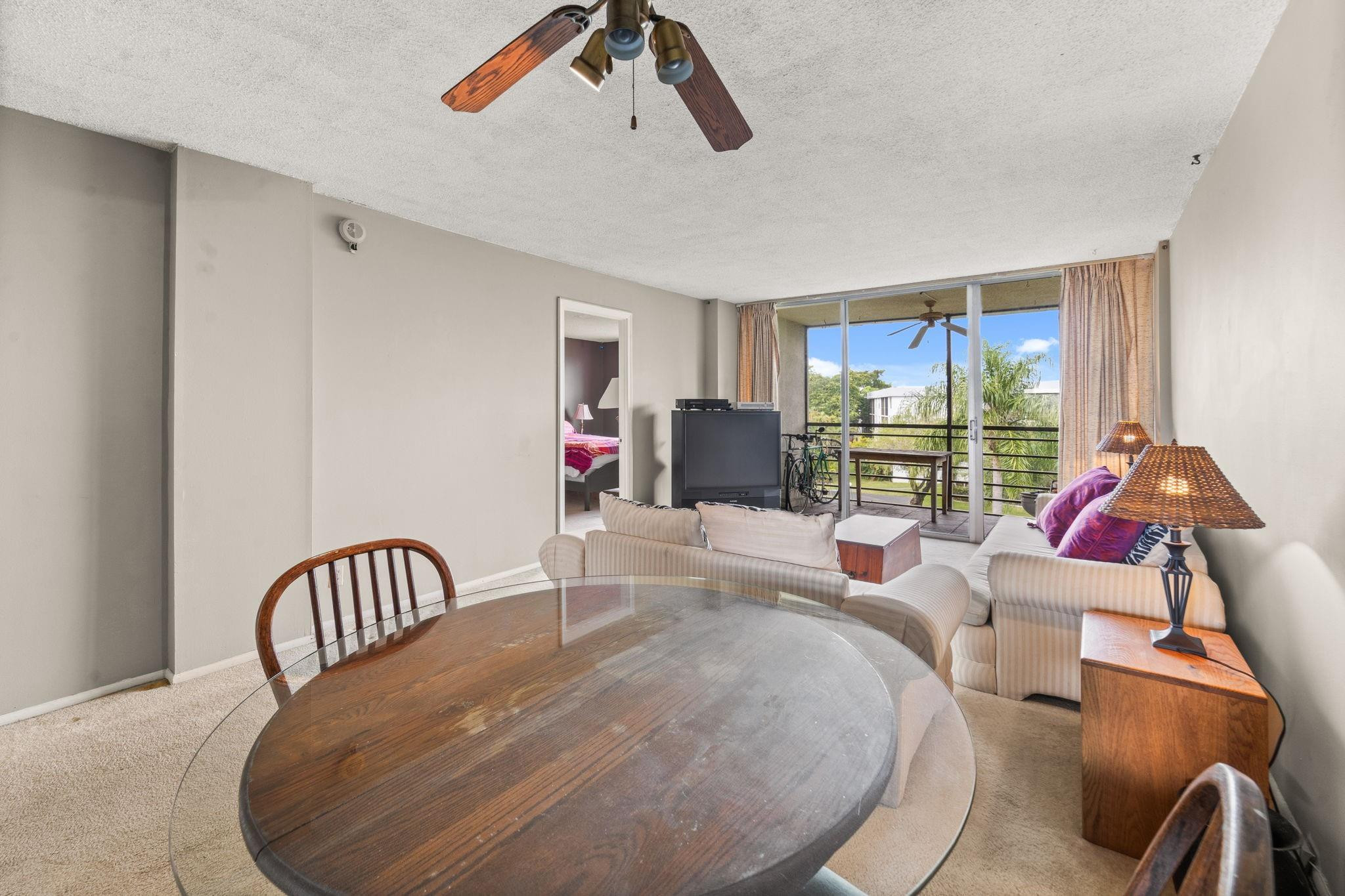 114 Royal Park Dr 4A