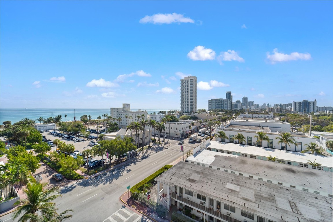 7600 Collins Ave 902