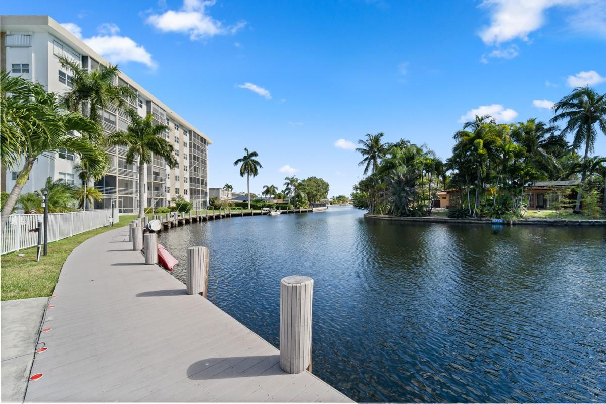 3000 NE 16th Ave 414