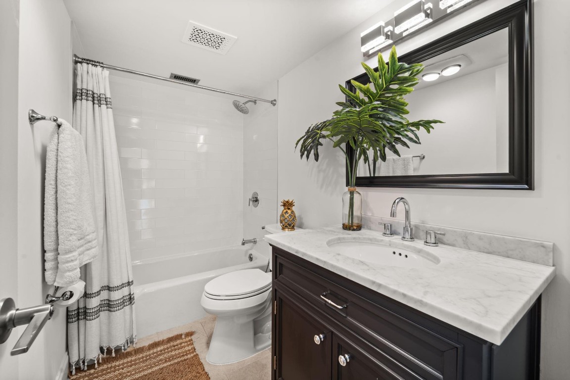 1655 NE 115th St 10B