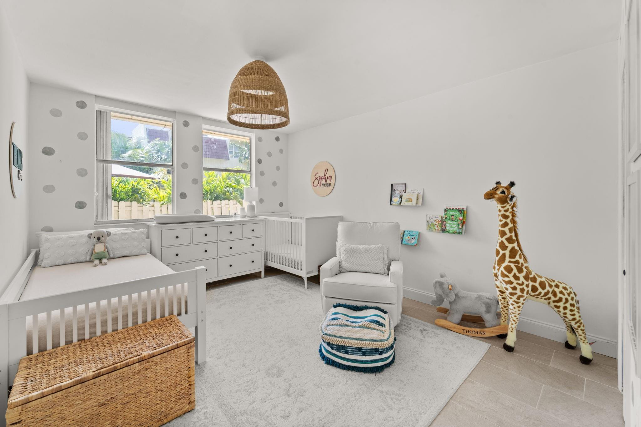 1655 NE 115th St 10B