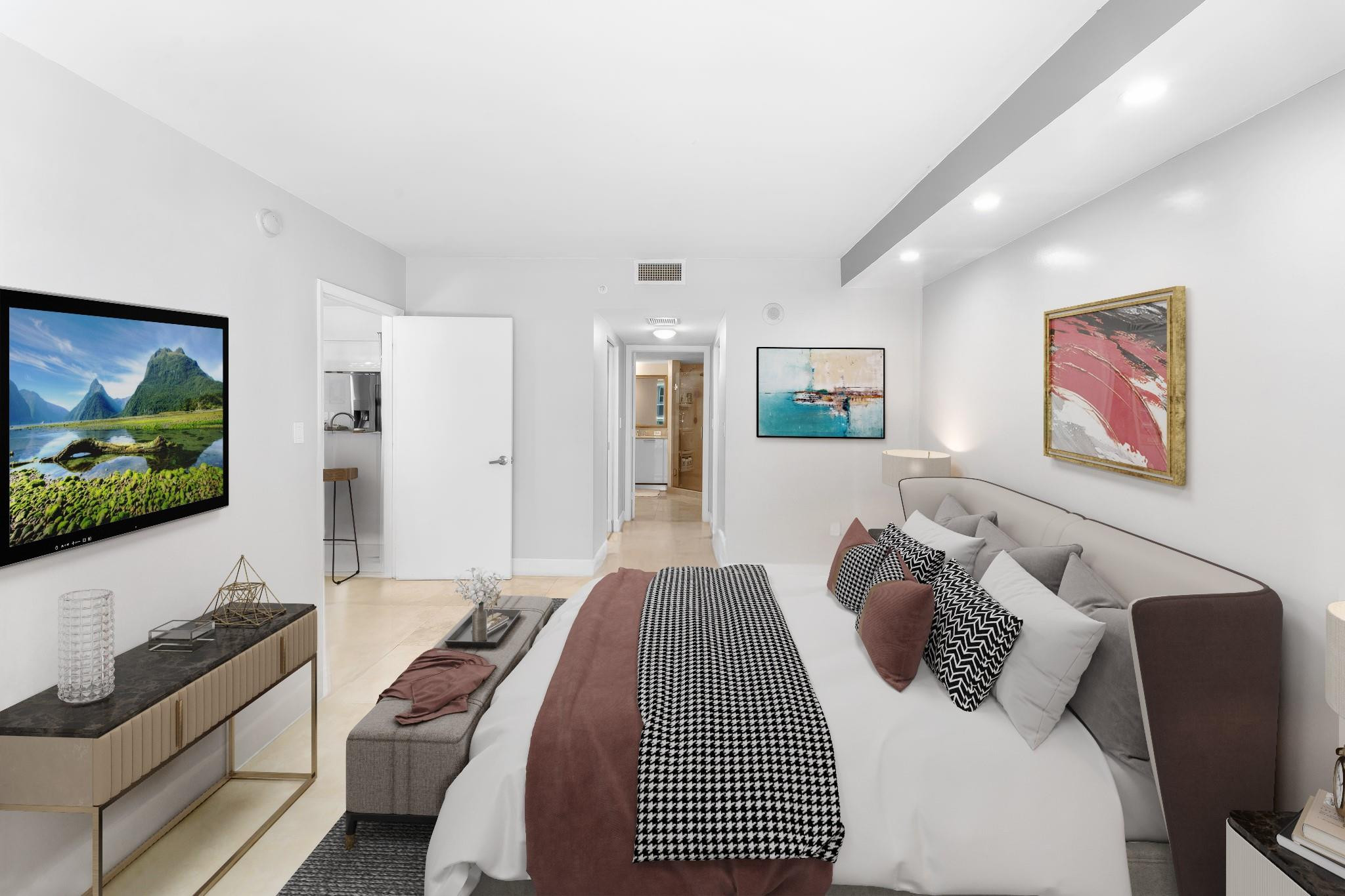 1800 N Bayshore Dr 2914