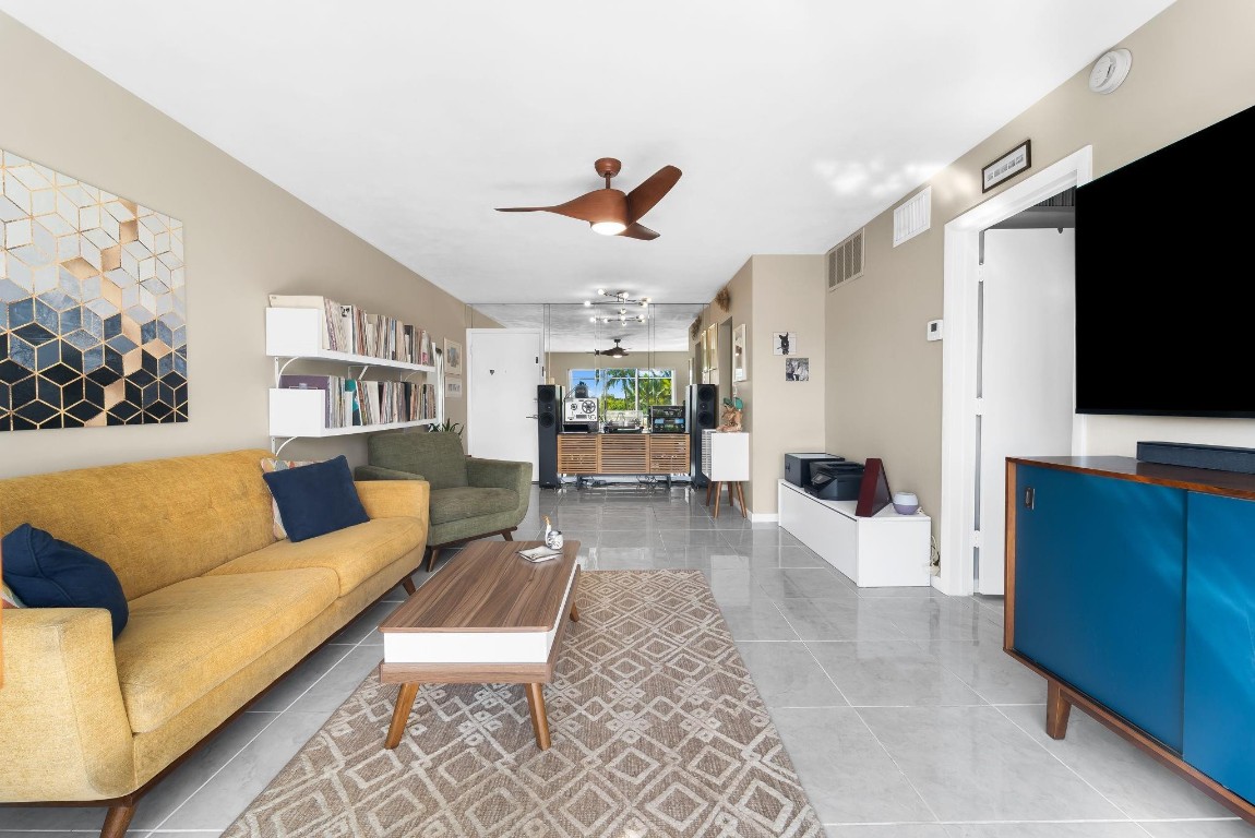 3000 NE 16th Ave 312