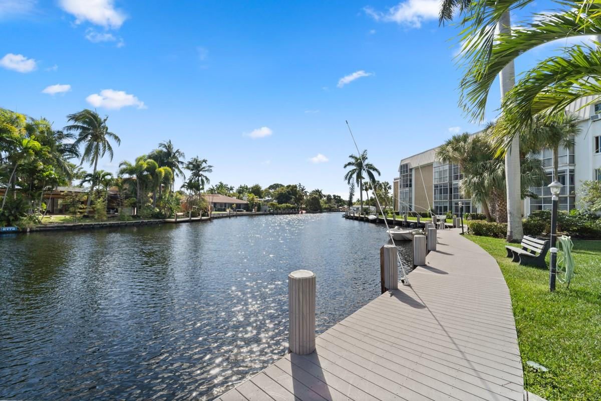 3000 NE 16th Ave 312