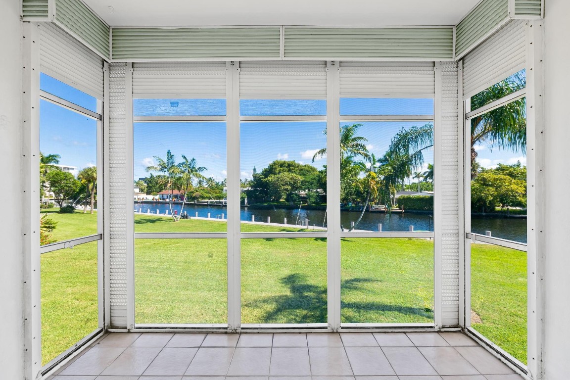 2970 NE 16th Ave 214