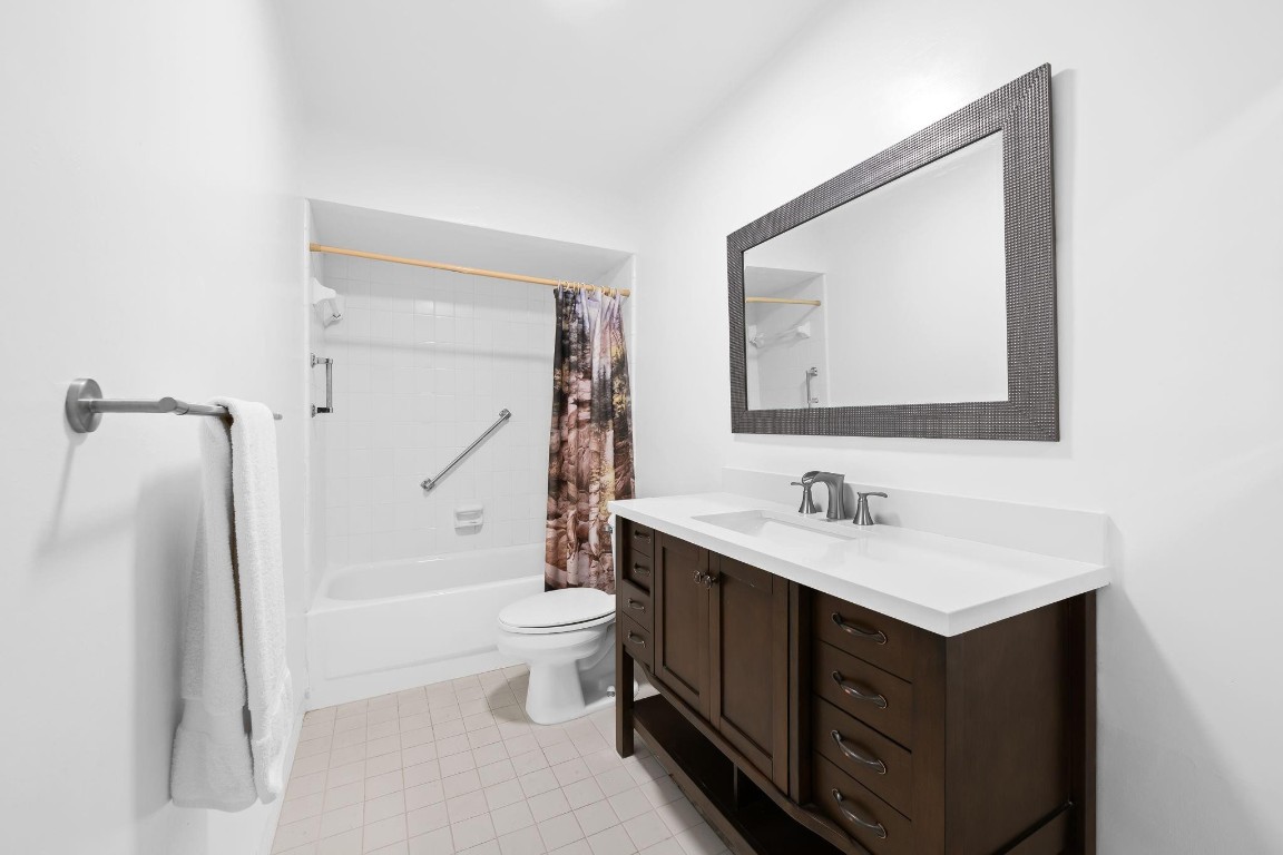 2970 NE 16th Ave 214