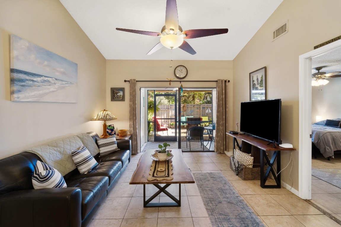 3090 S Oakland Forest Drive 1904, Oakland Park Unit: 1904