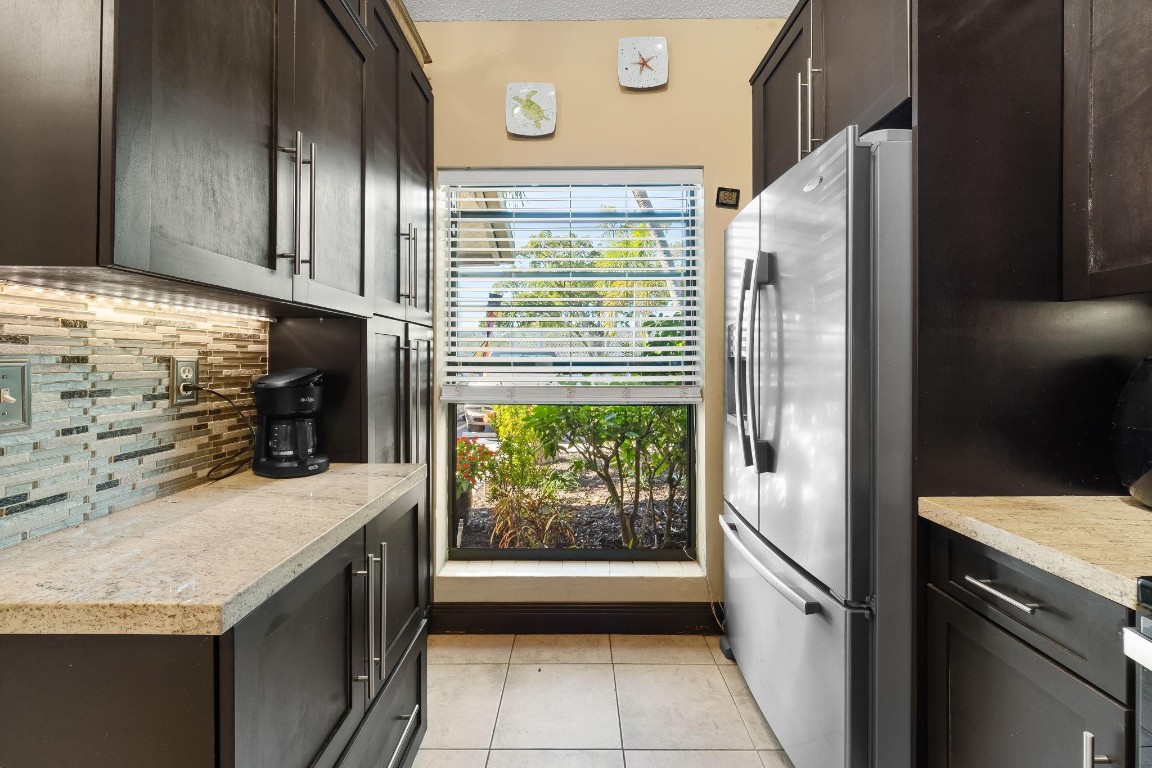 3090 S Oakland Forest Drive 1904, Oakland Park Unit: 1904