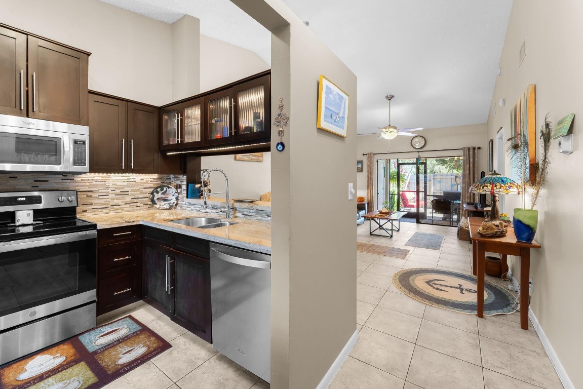 3090 S Oakland Forest Drive 1904, Oakland Park Unit: 1904