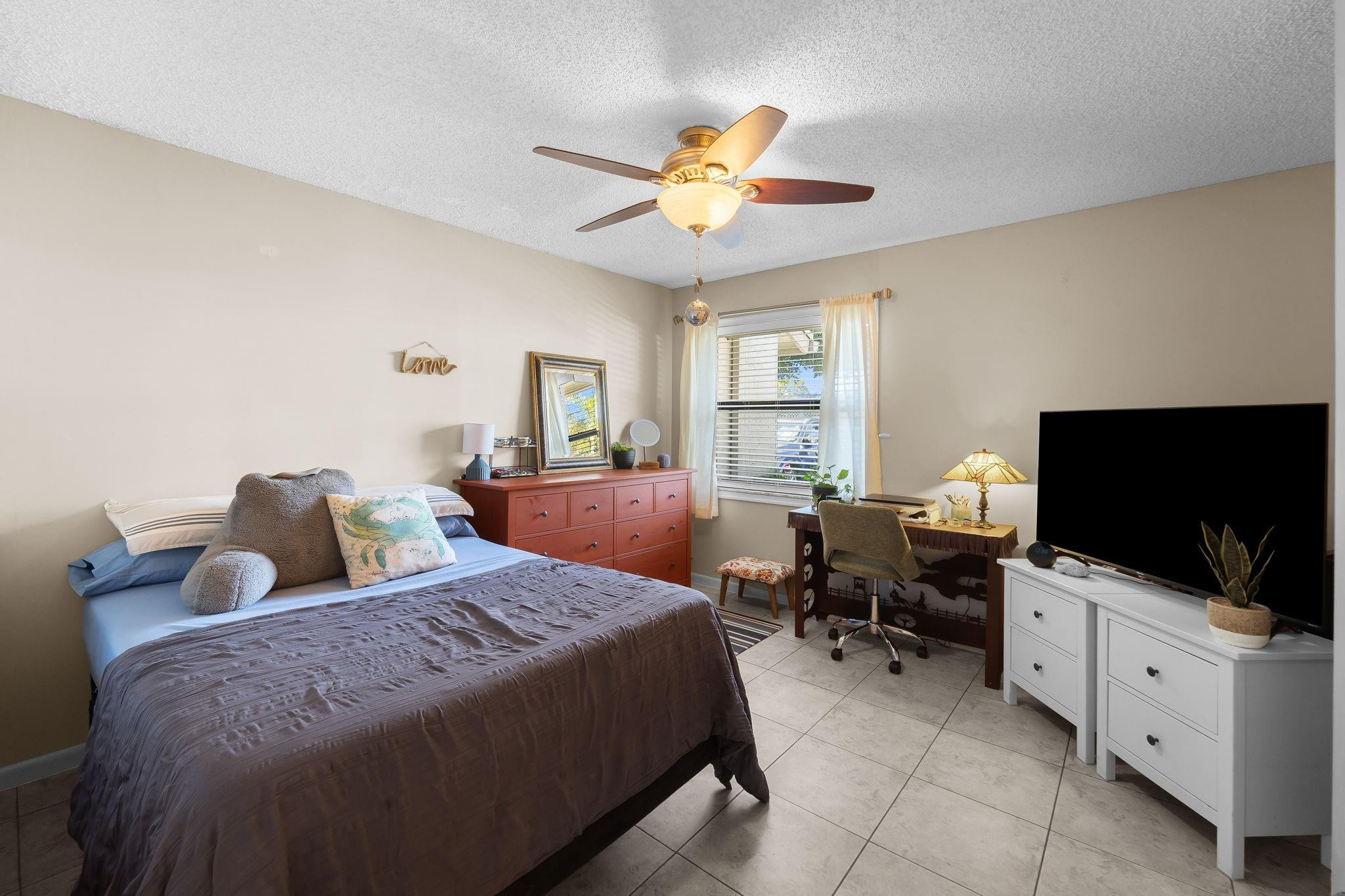 3090 S Oakland Forest Drive 1904, Oakland Park Unit: 1904