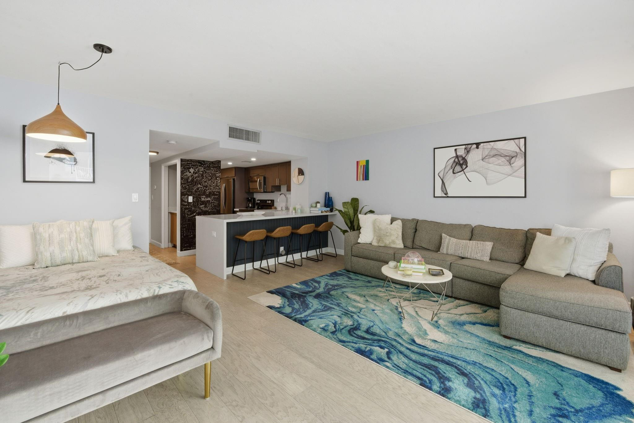 1200 West Avenue 324