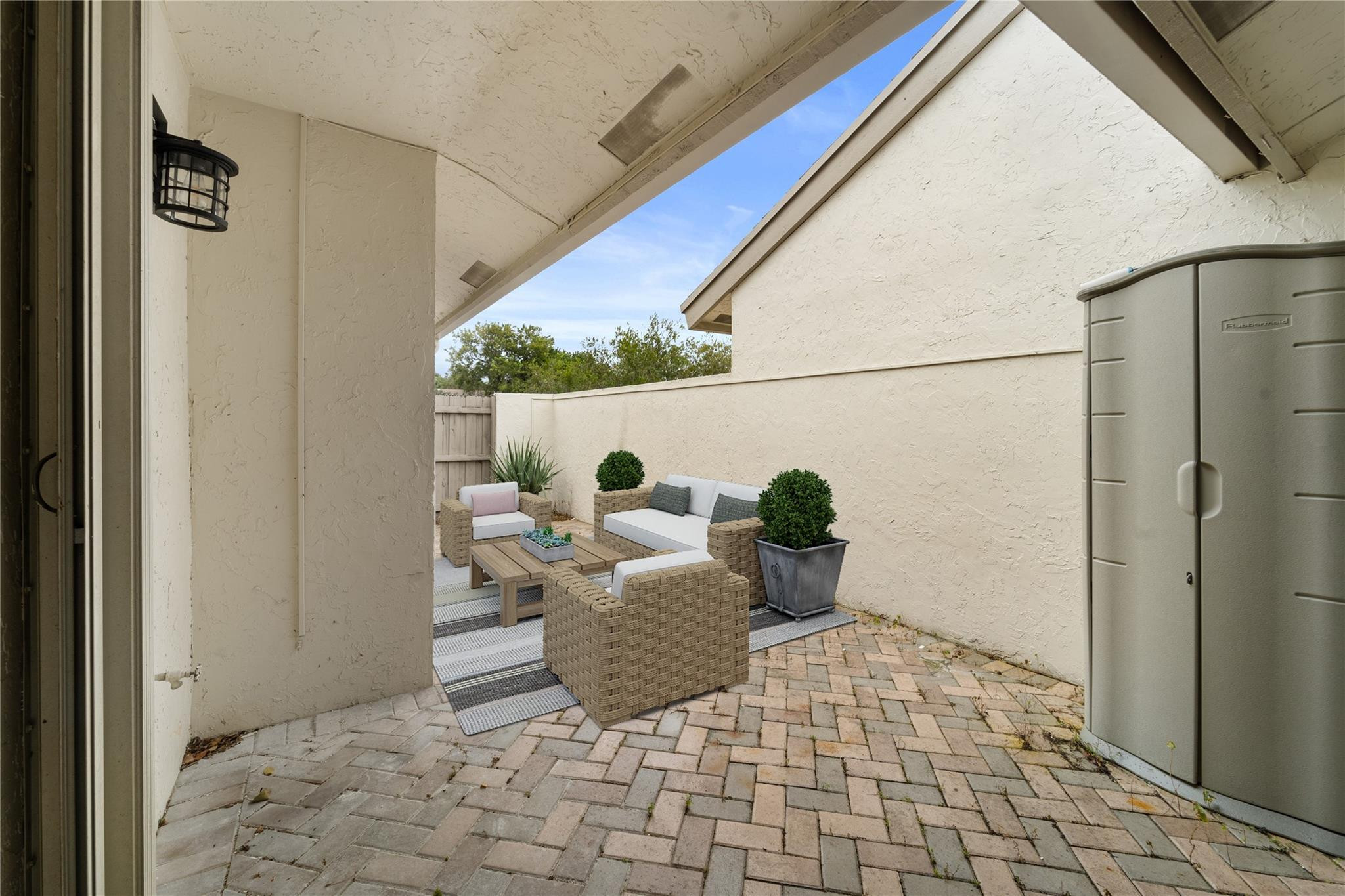 3094 S Oakland Forest Drive 1702