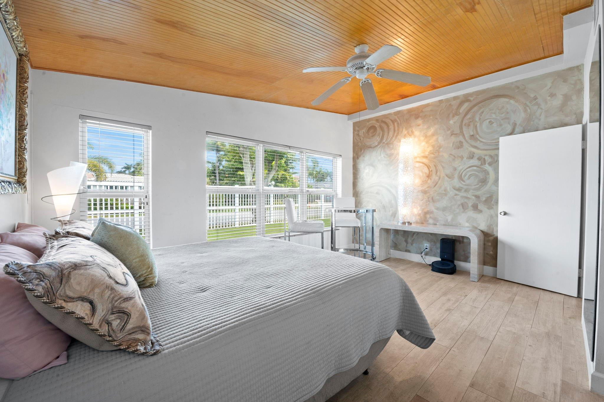 2675 NE 24th Street, Lighthouse Point